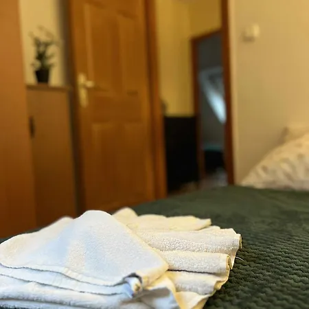 Semesterbostad Kemences Vendeghaz